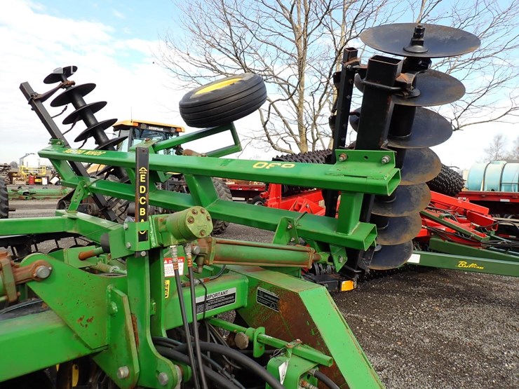 john-deere-630-image-4