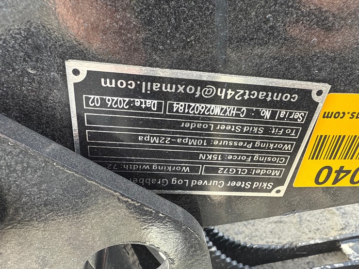#2090-•-unused-giyi-clg72-72"-skid-steer-curved-log-grabber-inv#-42040-image-7