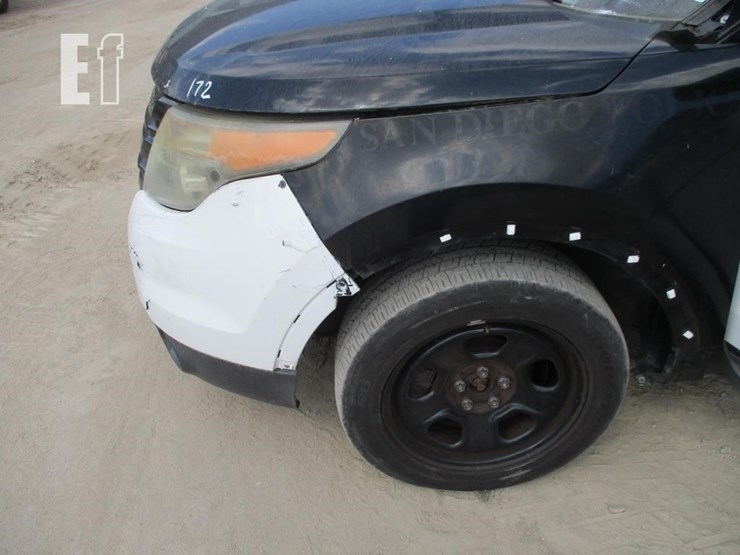 2014-ford-explorer-image-13