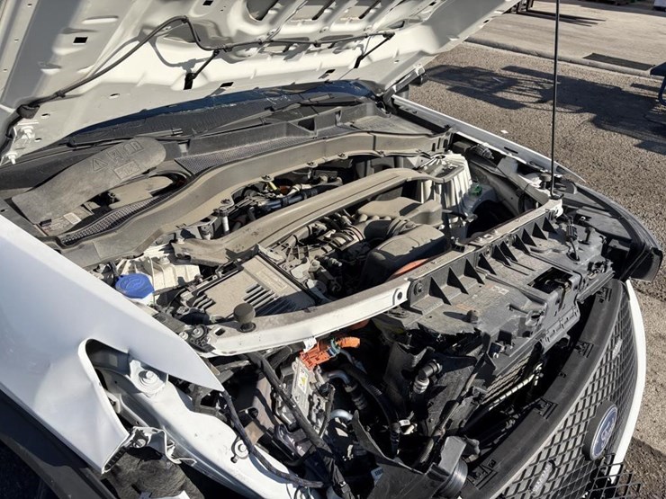 2022-ford-explorer-image-7