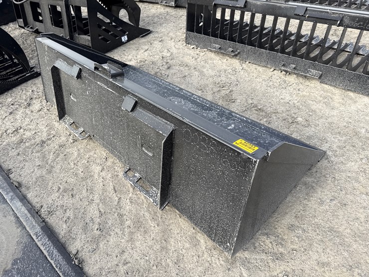 #2097-•-unused-78"-skid-steer-bucket-w/blade-inv#-42343-image-1