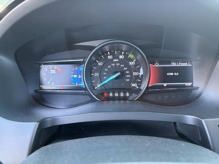 2016-ford-explorer-xlt-image-12