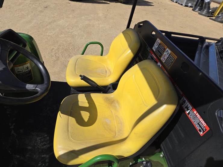john-deere-gator-image-8