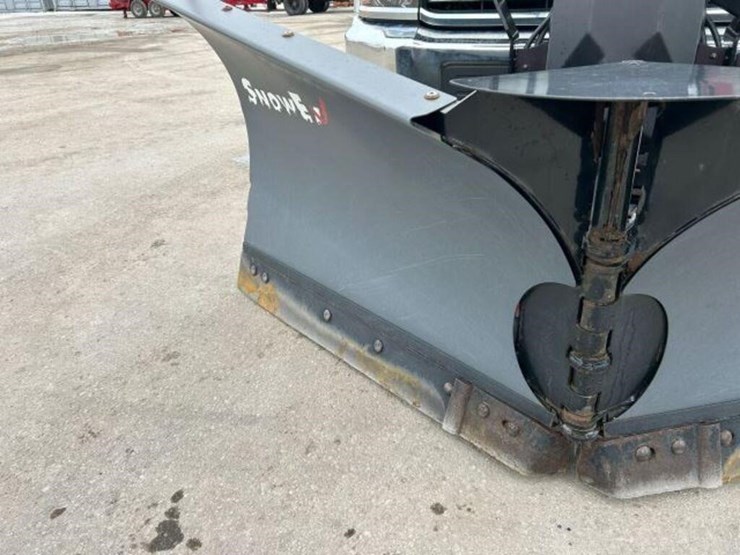 2018-chevrolet-silverado-2500hd-image-87