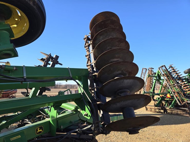 john-deere-637-image-13