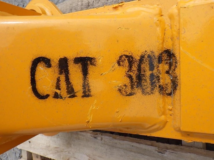 caterpillar-303-image-5