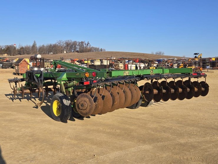 john-deere-510-image-10