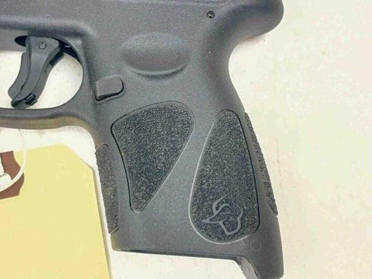 taurus-pistol-image-14
