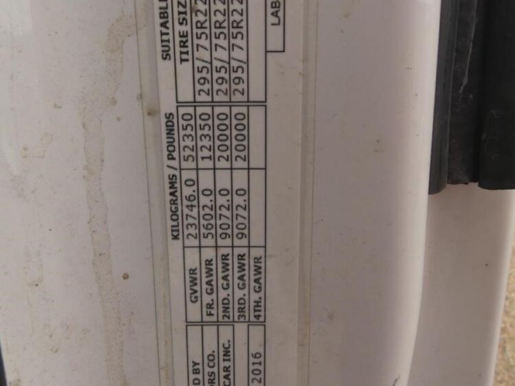 2017-peterbilt-567-image-20