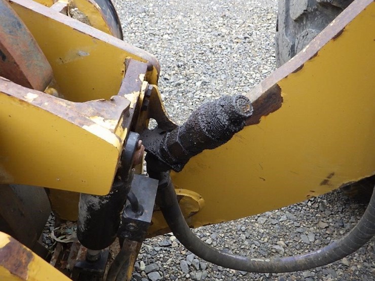 caterpillar-930k-image-21