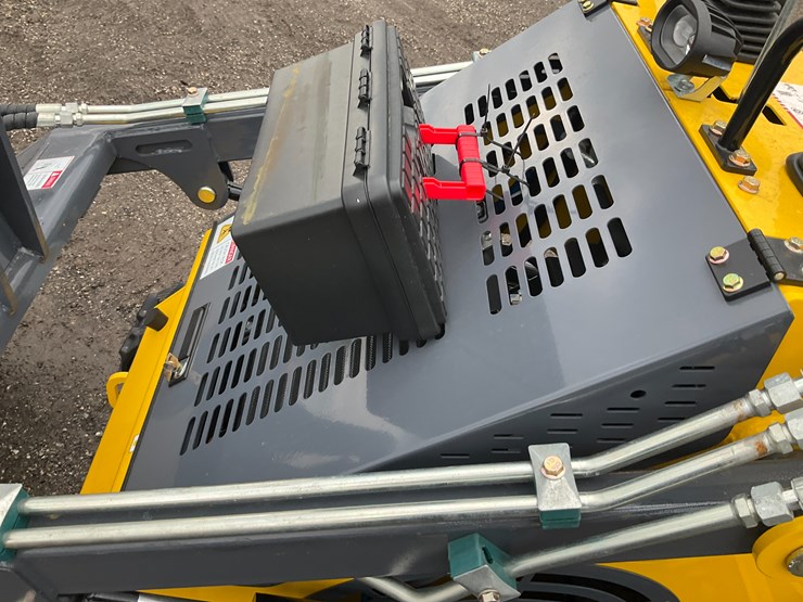 #1022-•-unused-ats-t460-mini-skid-steer-image-6