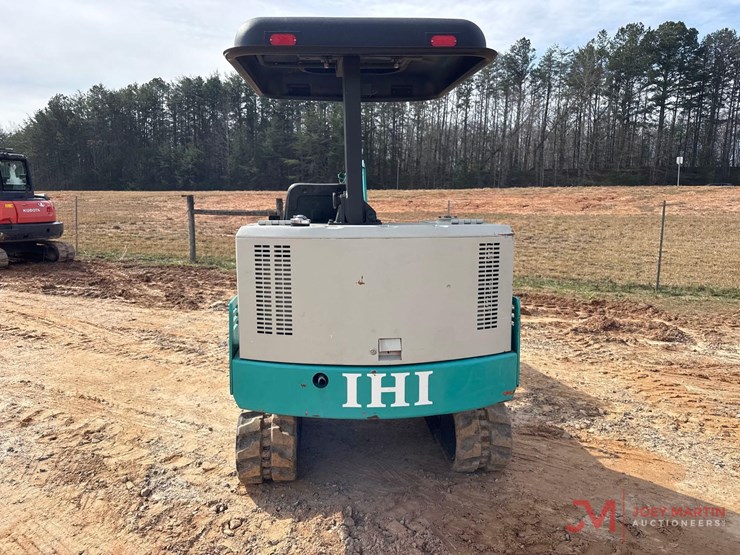 ihi-25gx2-mini-excavator-image-7