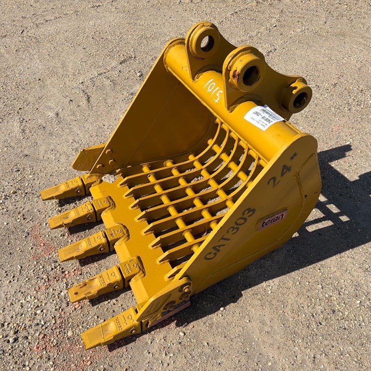 CATERPILLAR 303