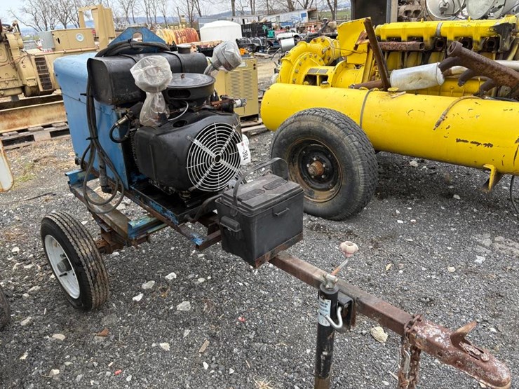 miller-engine-driven-welder-image-4