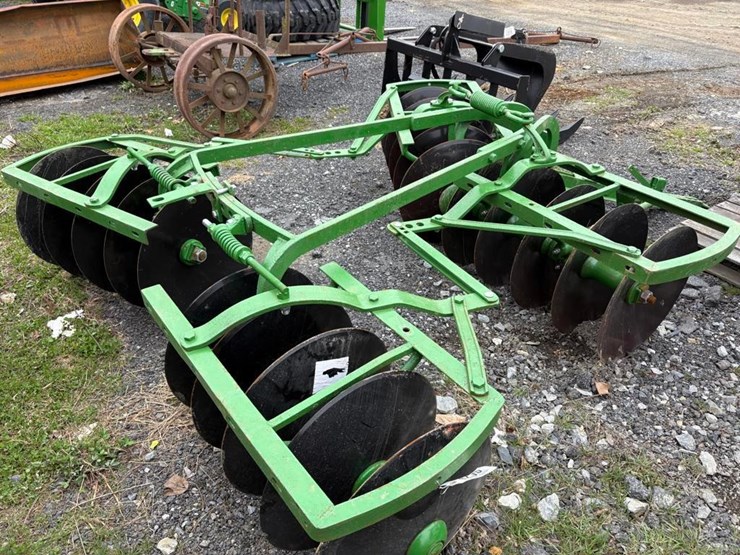 john-deere-24-image-2