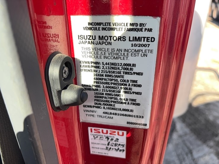 2008-isuzu-npr-image-17