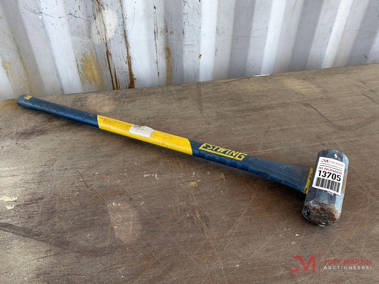 10-lb-eastwing-sledge-hammer-image-1