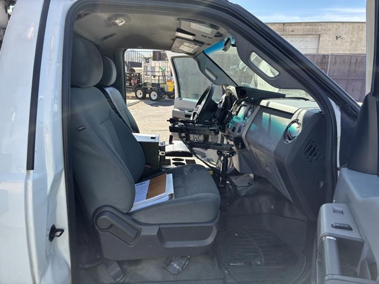 2016-ford-f550-sd-image-9