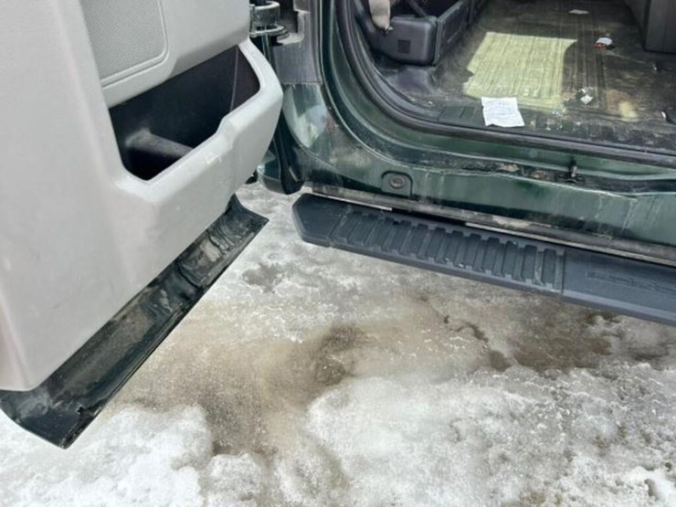 2016-ford-f150-xlt-image-31