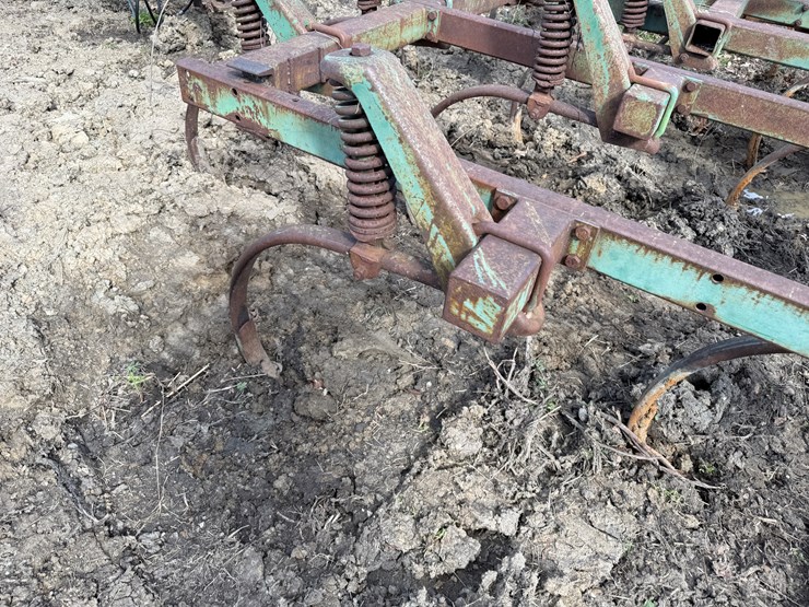 john-deere-17-image-24