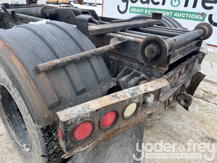 2002-international-durastar-4300-image-24