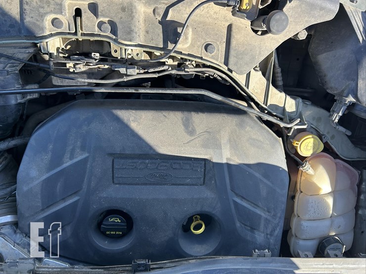 2013-ford-escape-sel-image-22