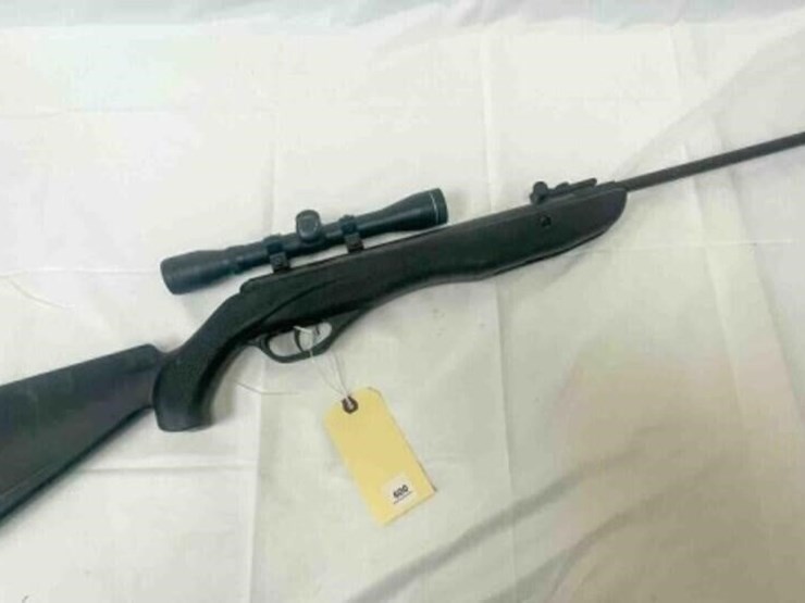 crosman-air-rifle-image-1