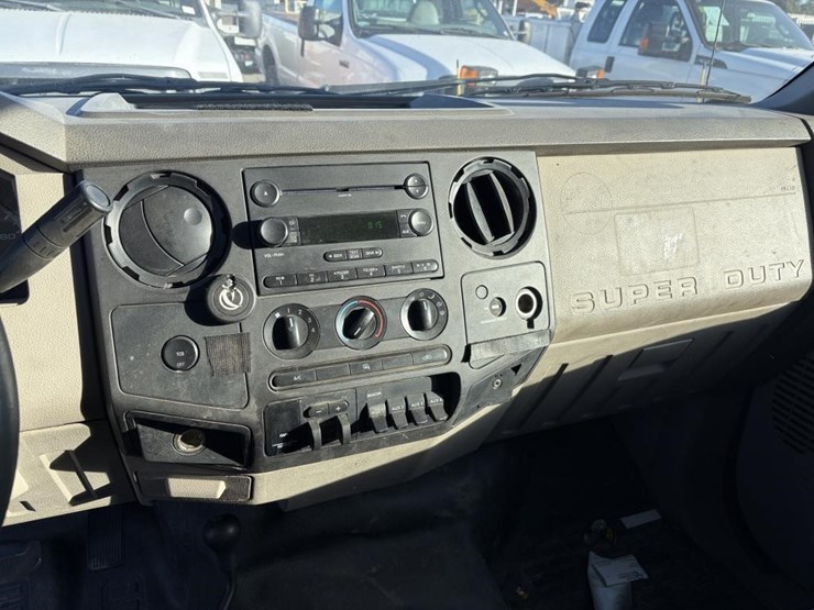 2008-ford-f350-image-13