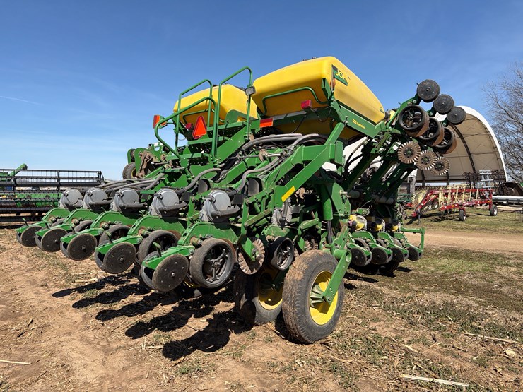 2003-john-deere-1790-ccs-image-11