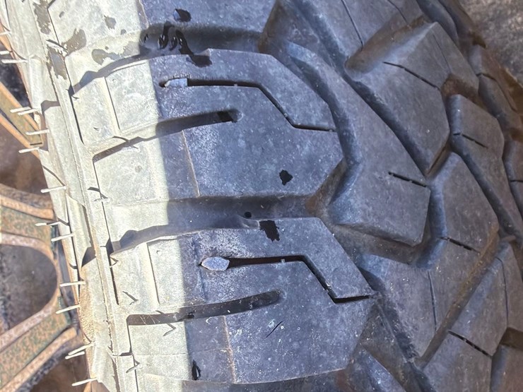 evolution-turfman-800-electric-golf-cart-image-5