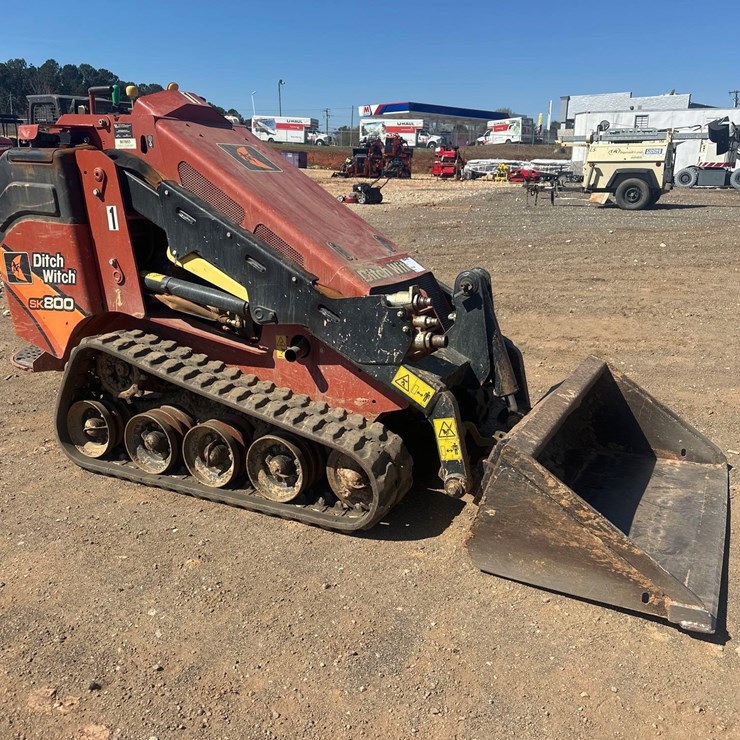 2021 DITCH WITCH SK800
