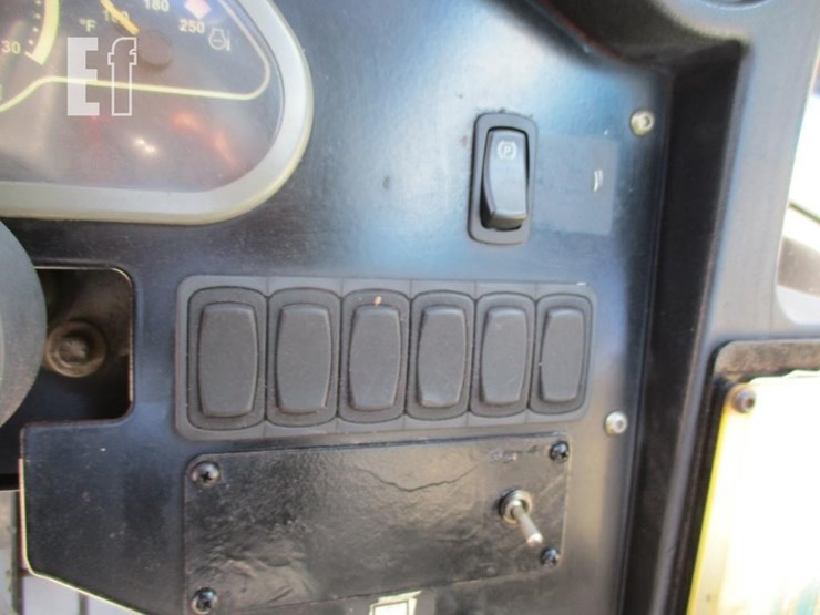 2007-genie-gth1056-image-10