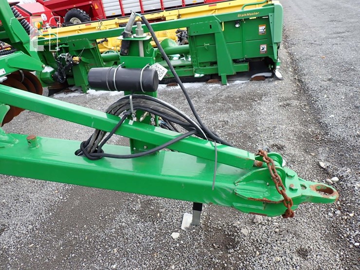 2013-john-deere-2310-image-3
