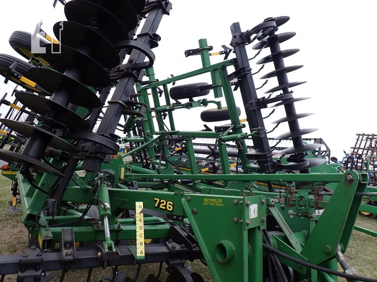 john-deere-726-image-5