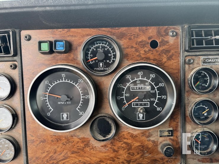 1998-kenworth-t600-image-36