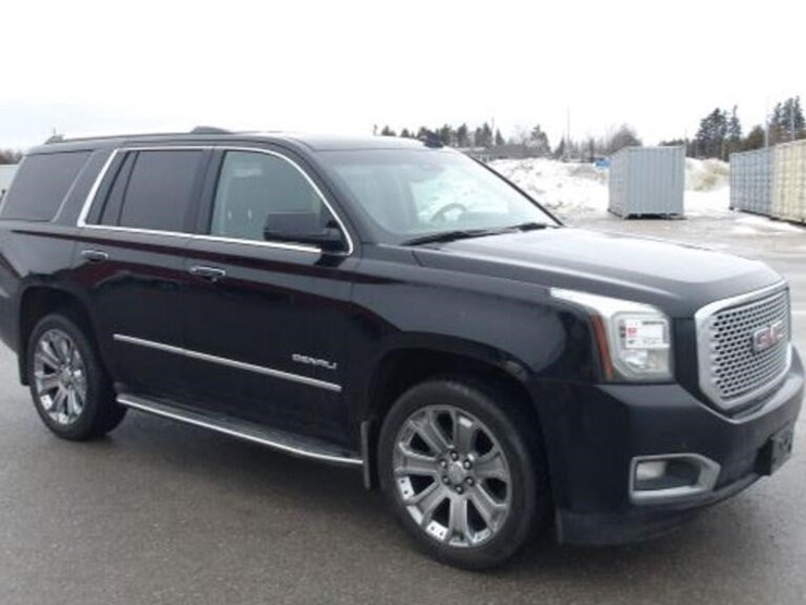 2016-gmc-yukon-denali-image-3