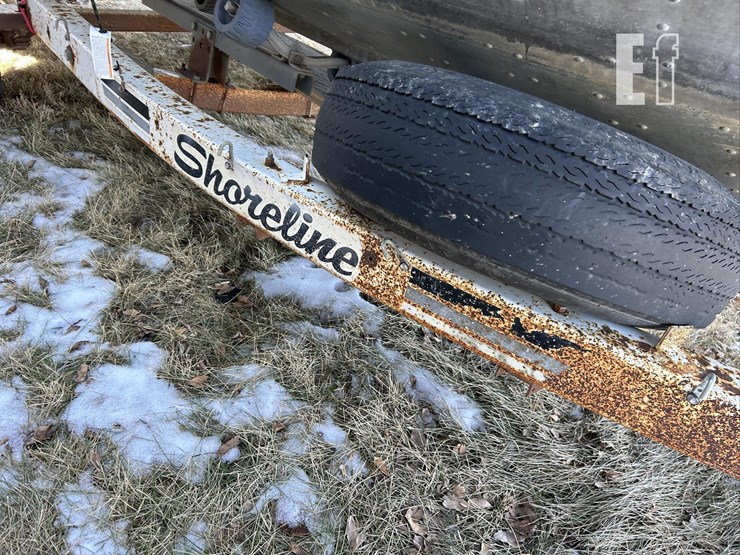 lund-16ft-fishing-boat-w/trailer-image-4