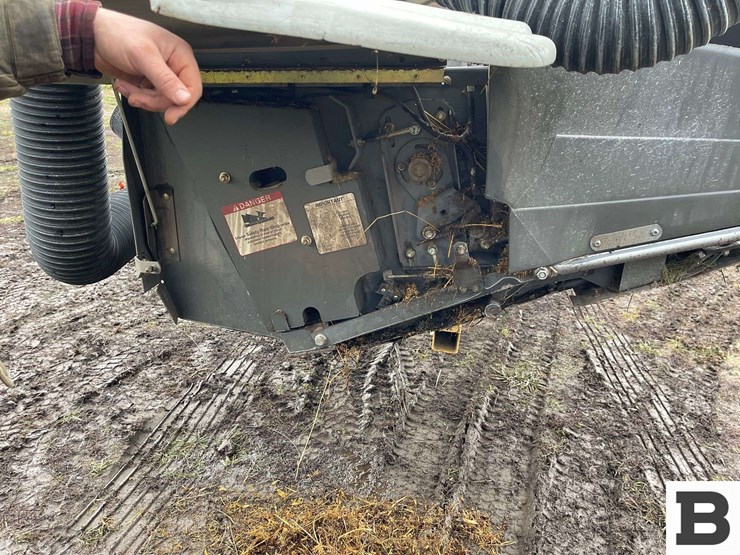 2005-gleaner-r75-image-24