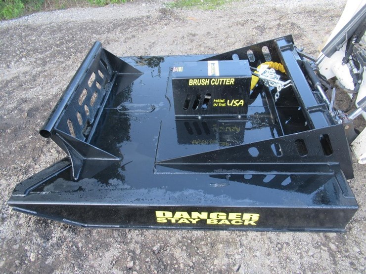 wildcat-72"-skid-steer-brush-cutter-image-2