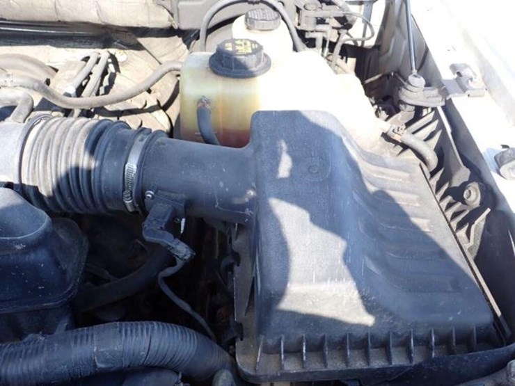 2013-ford-f150-xlt-image-51