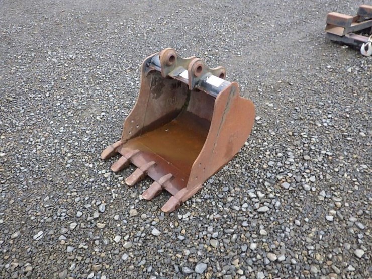 caterpillar-22-image-1