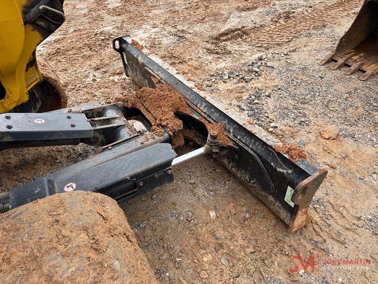 2022-caterpillar-306-cr-image-8