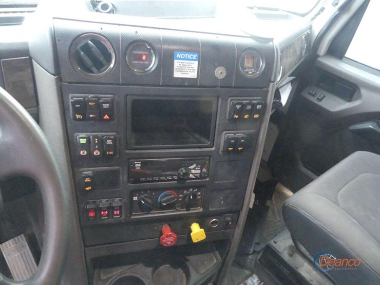 2019-international-hx615-image-20