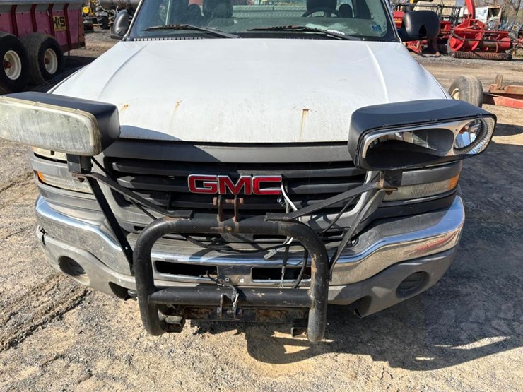 2005-chevrolet-2500-image-10