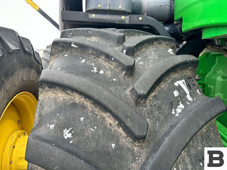 2011-john-deere-9530-image-140