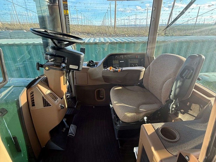 2000-john-deere-9400-image-29