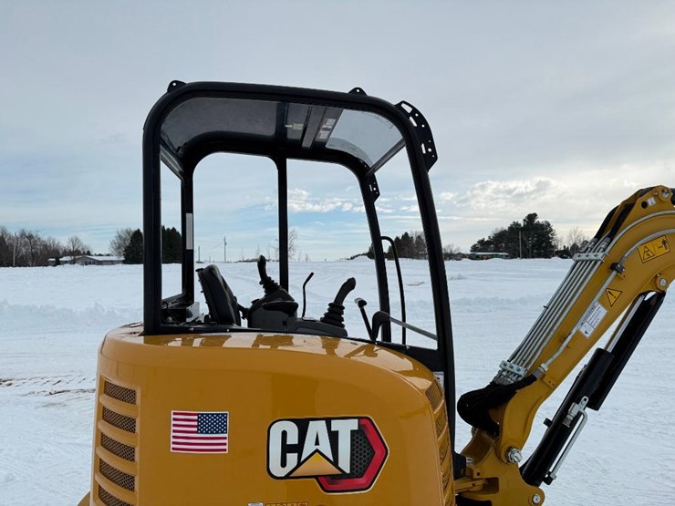 caterpillar-302.7d-cr-image-24