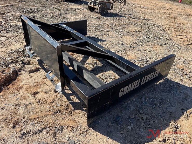 72"-gravel-leveler-skid-steer-attachment-image-2