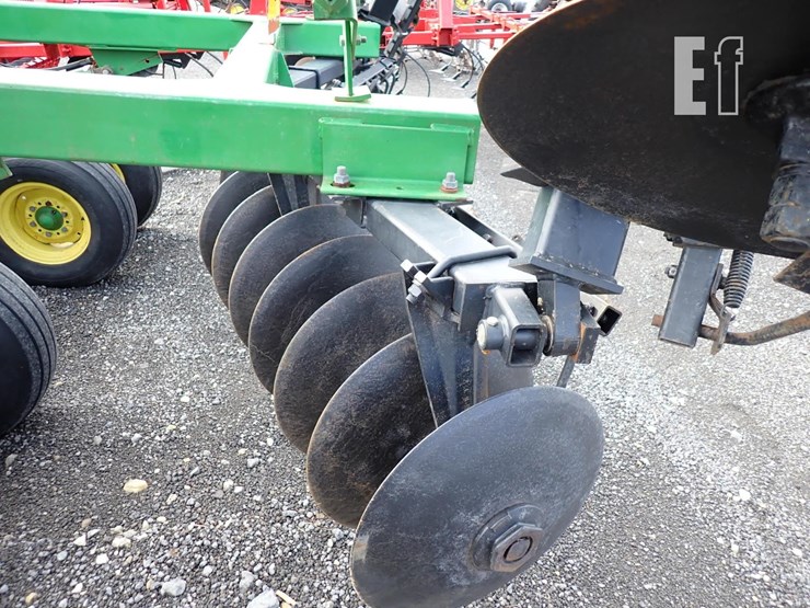 john-deere-630-image-10