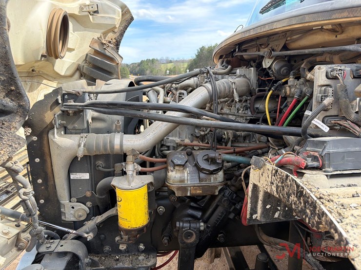 2008-freightliner-tack-truck-image-19